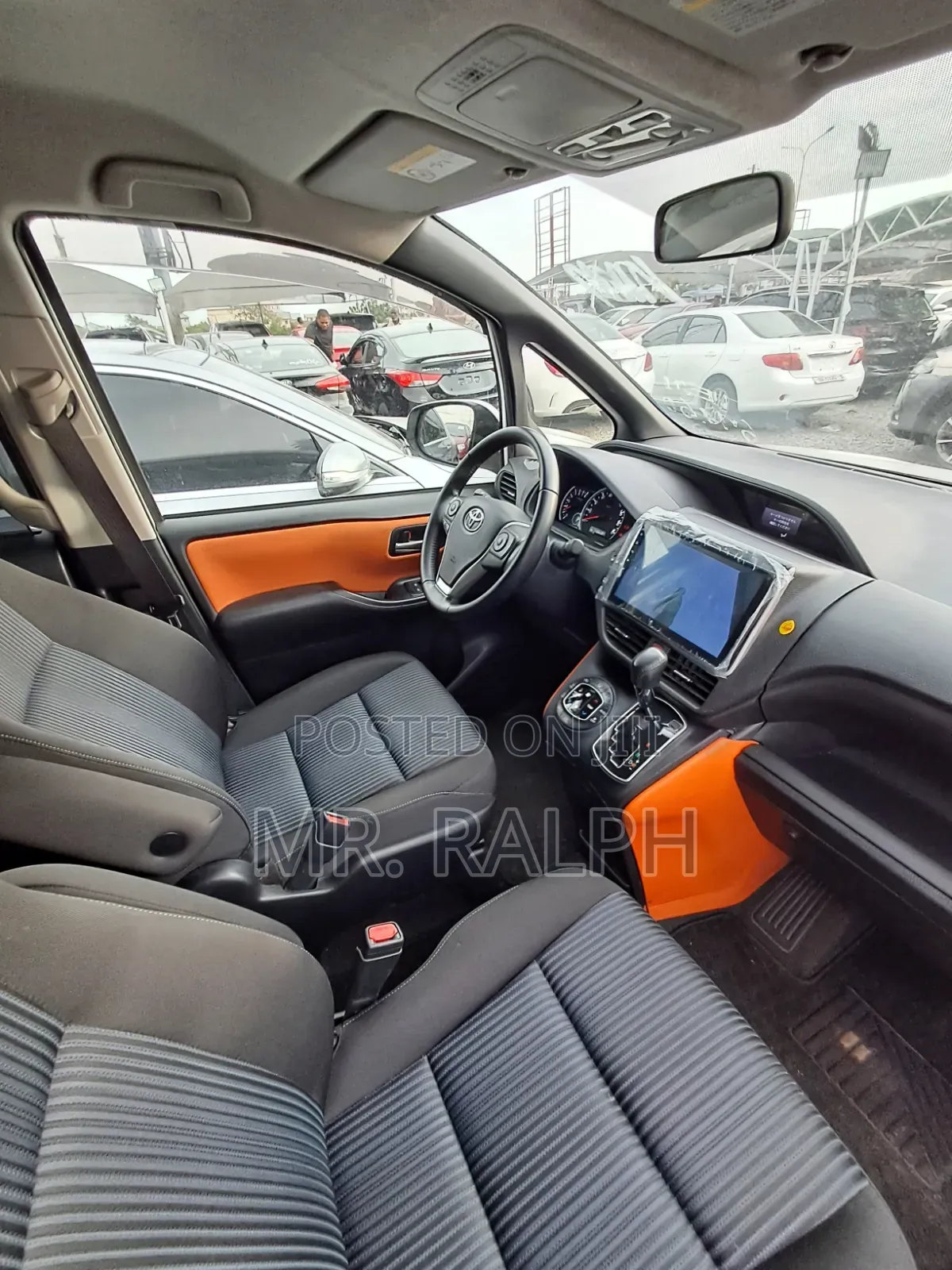 Toyota Voxy 2015 White