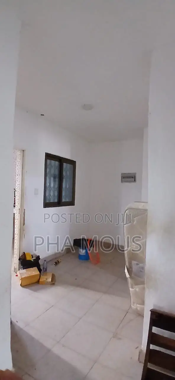 3bdrm Apartment in Lapaz for rent