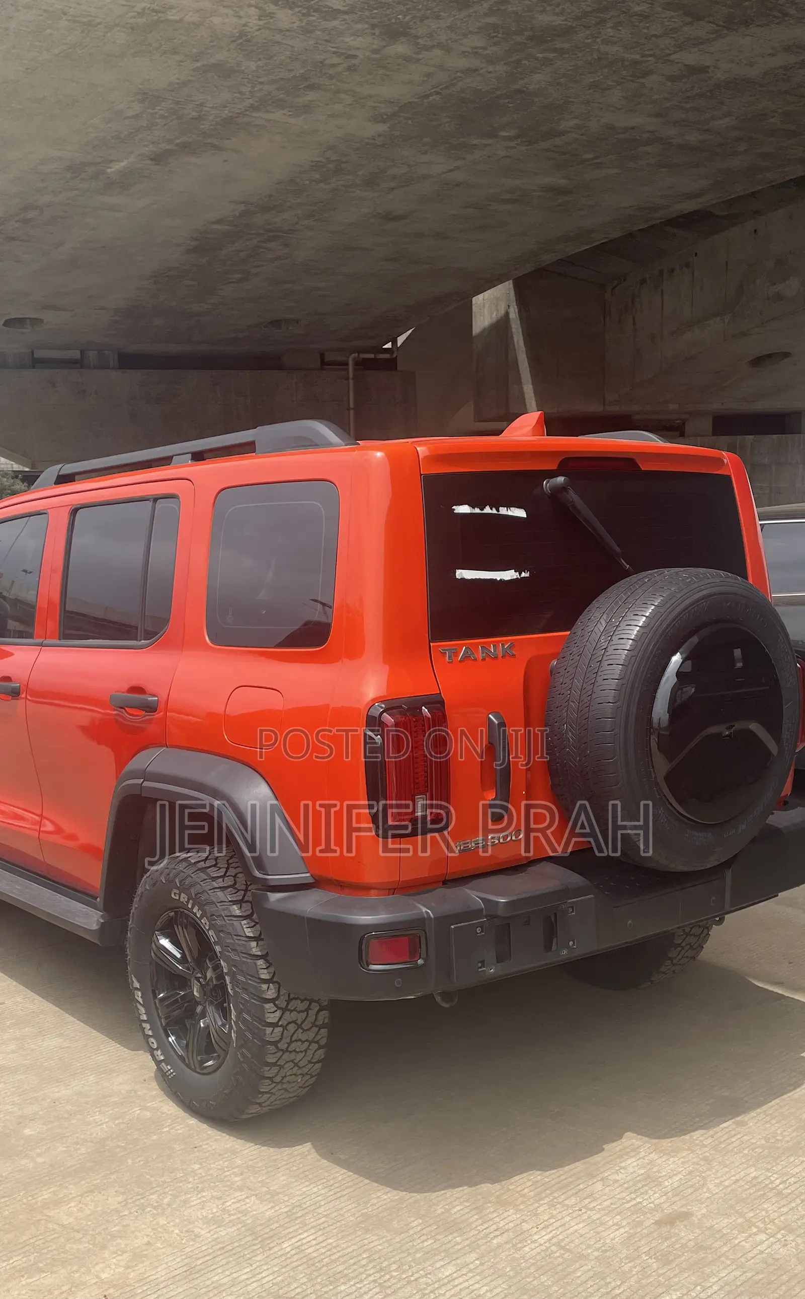 Tank 300 2022 Orange