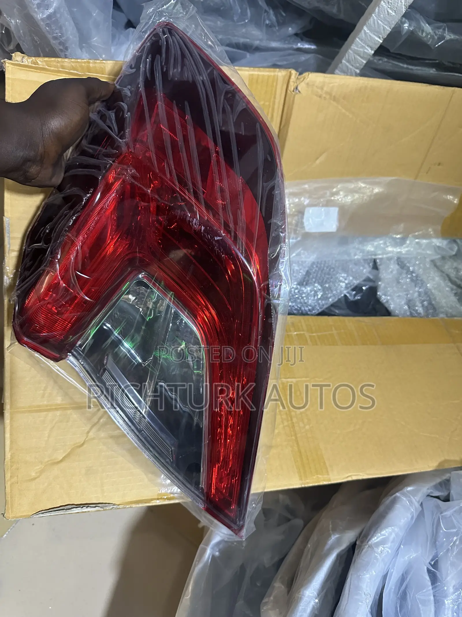 Honda Civic 2016-2018 Tail Light