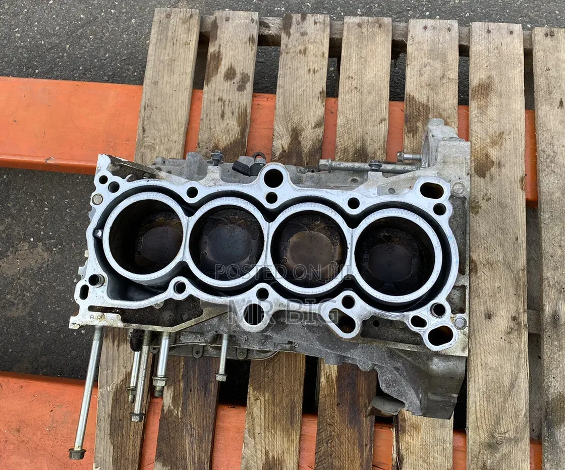 Honda Accord 2.0 Turbo Engine Block