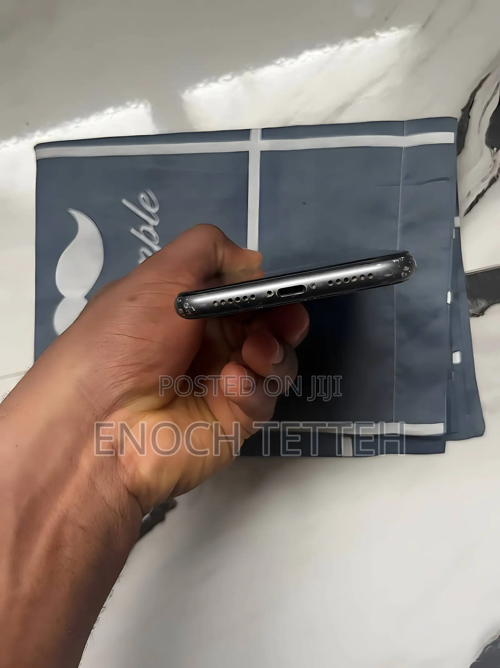 Apple iPhone 11 64 GB Black