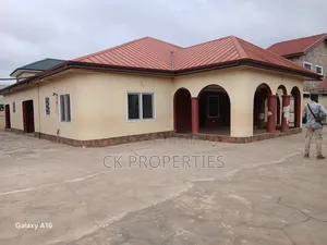 5bdrm House in Christian Village for rent