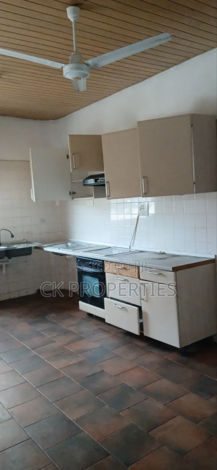5bdrm House in Christian Village for rent
