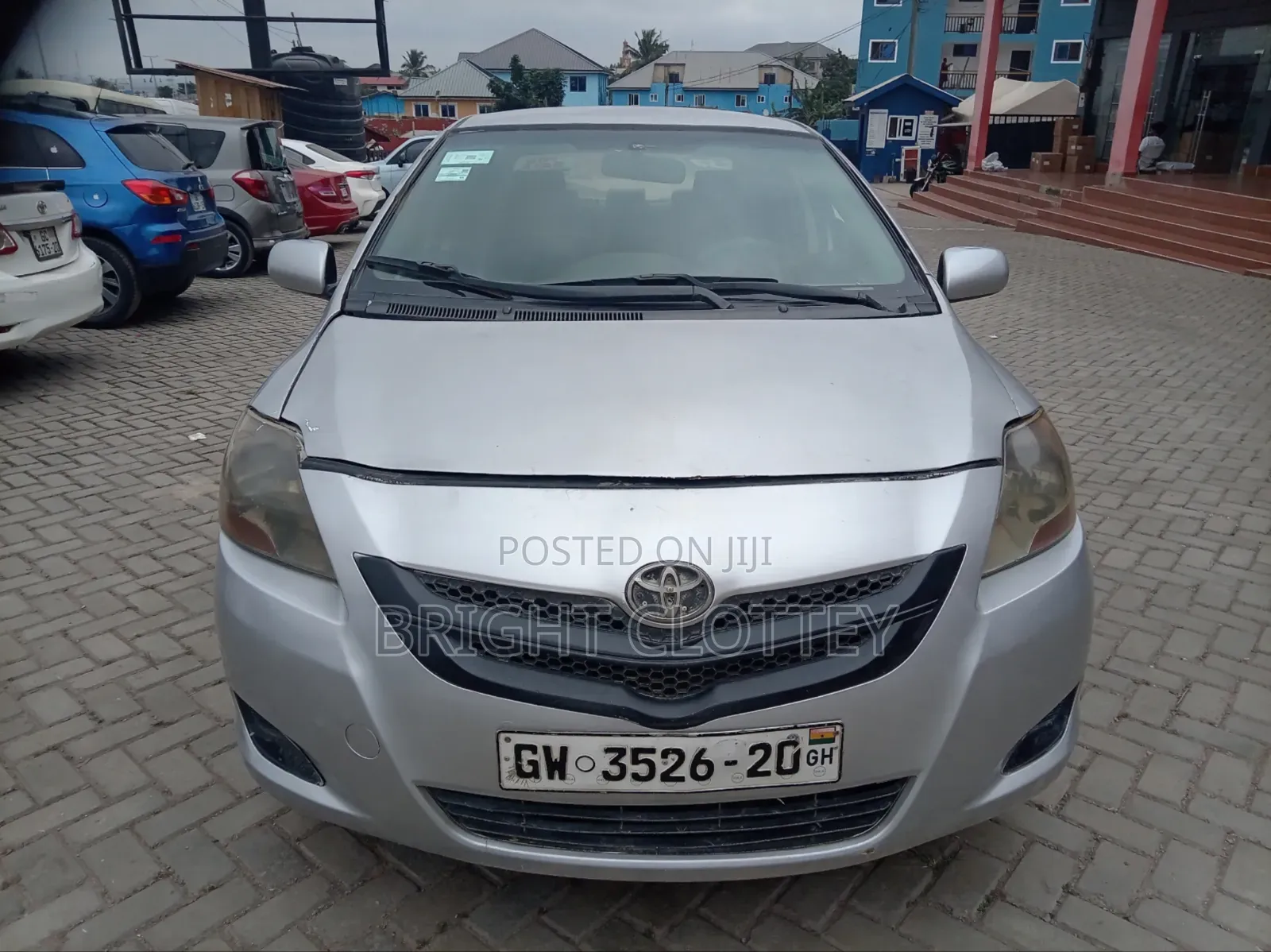 Toyota Yaris 2010 Silver