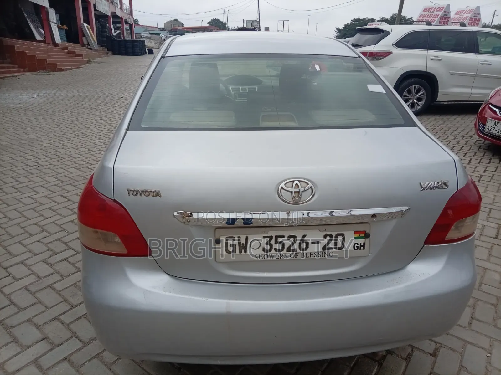 Toyota Yaris 2010 Silver