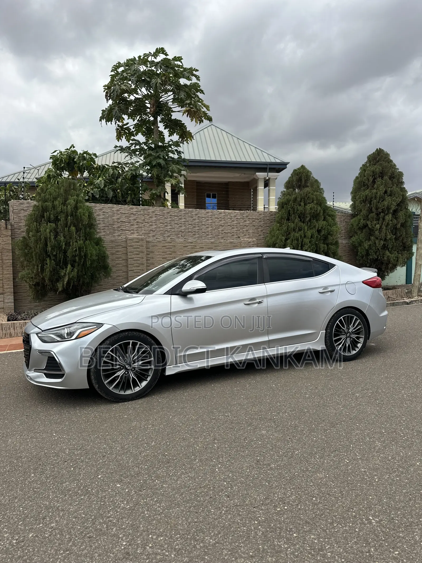 Hyundai Elantra Sport Sedan FWD (1.6L 4cyl 6M) 2017 Silver