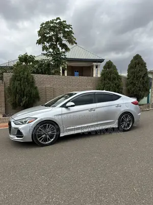 Hyundai Elantra Sport Sedan FWD (1.6L 4cyl 6M) 2017 Silver