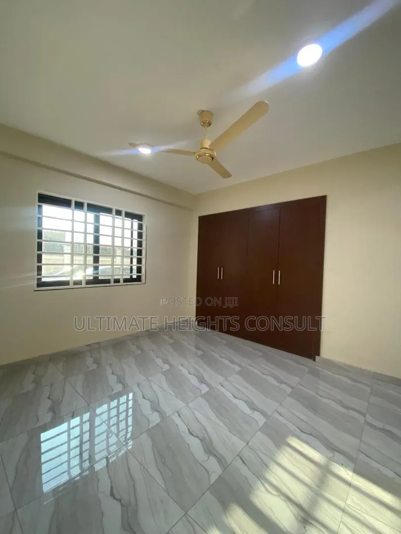 3bdrm Apartment in Akweteyman, Pentecost for rent