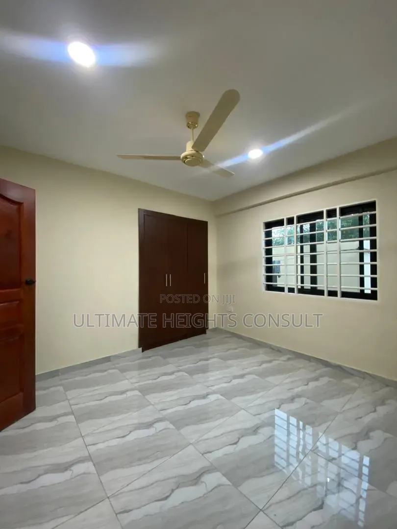3bdrm Apartment in Akweteyman, Pentecost for rent