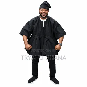 Save Up to 20% Off
Black Men's Smocks, Fugu Batakari
 at Tryahu