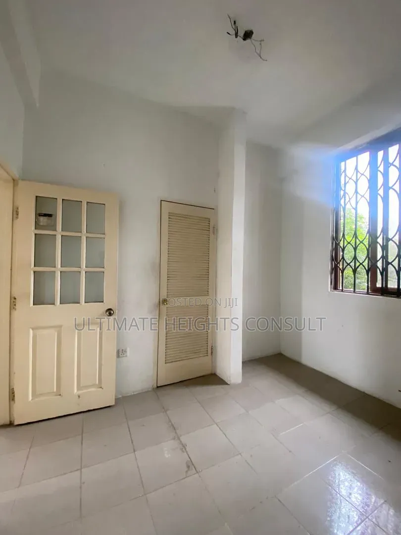 1bdrm Apartment in Sowutoum, Last Stop for rent