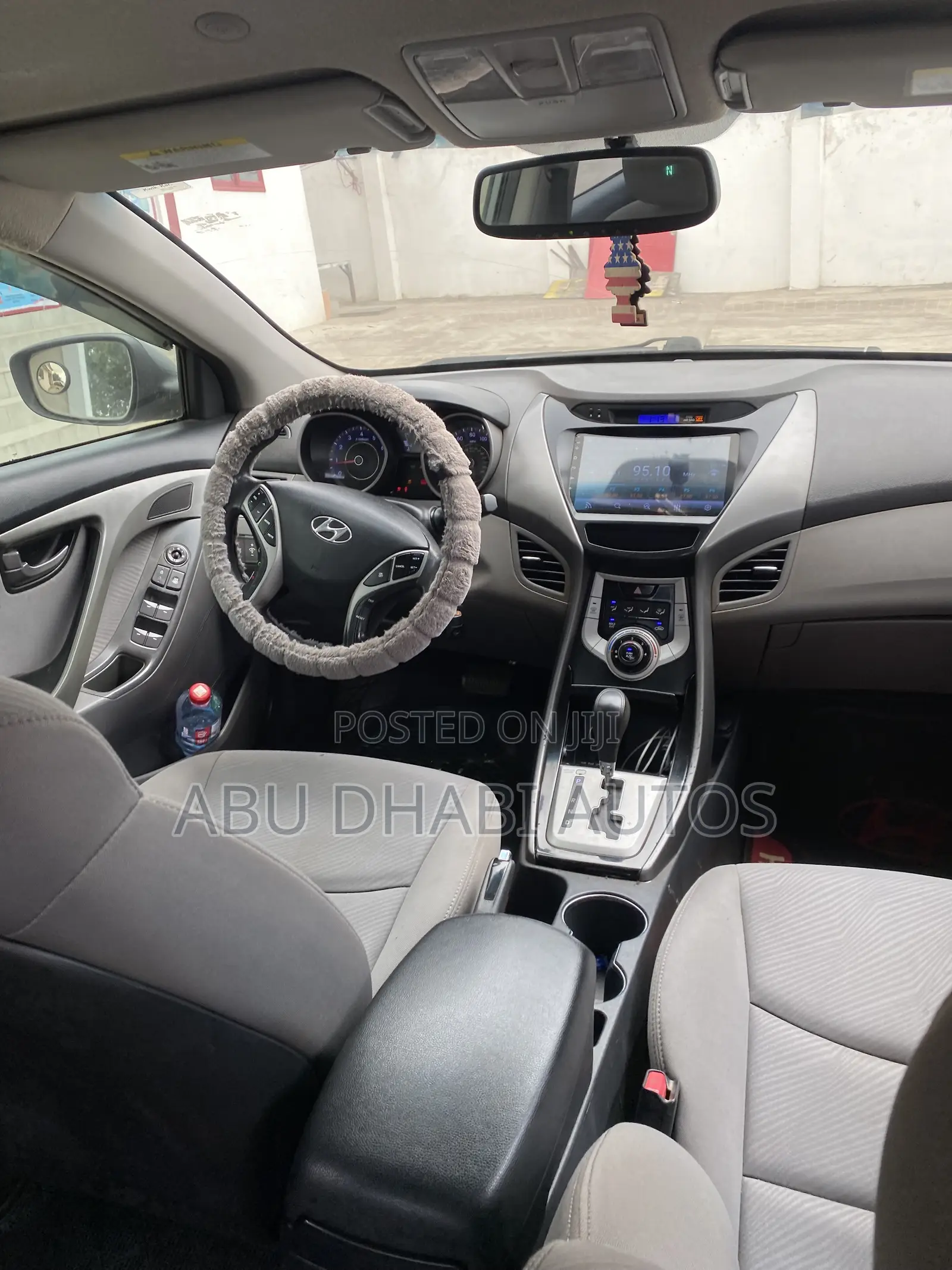 Hyundai Elantra GLS Sedan FWD (1.8L 4cyl 6A) 2013 Gray