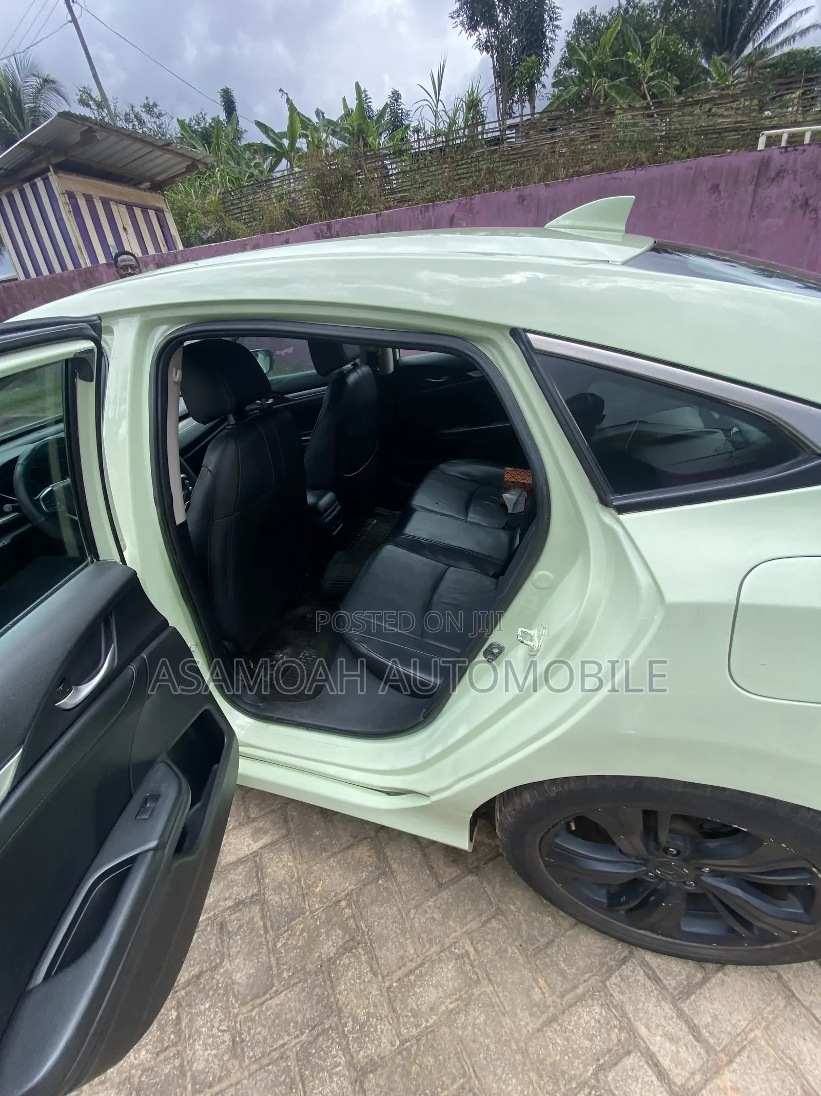 Honda Civic Touring 4dr Sedan (1.5L 4cyl) 2017 Green