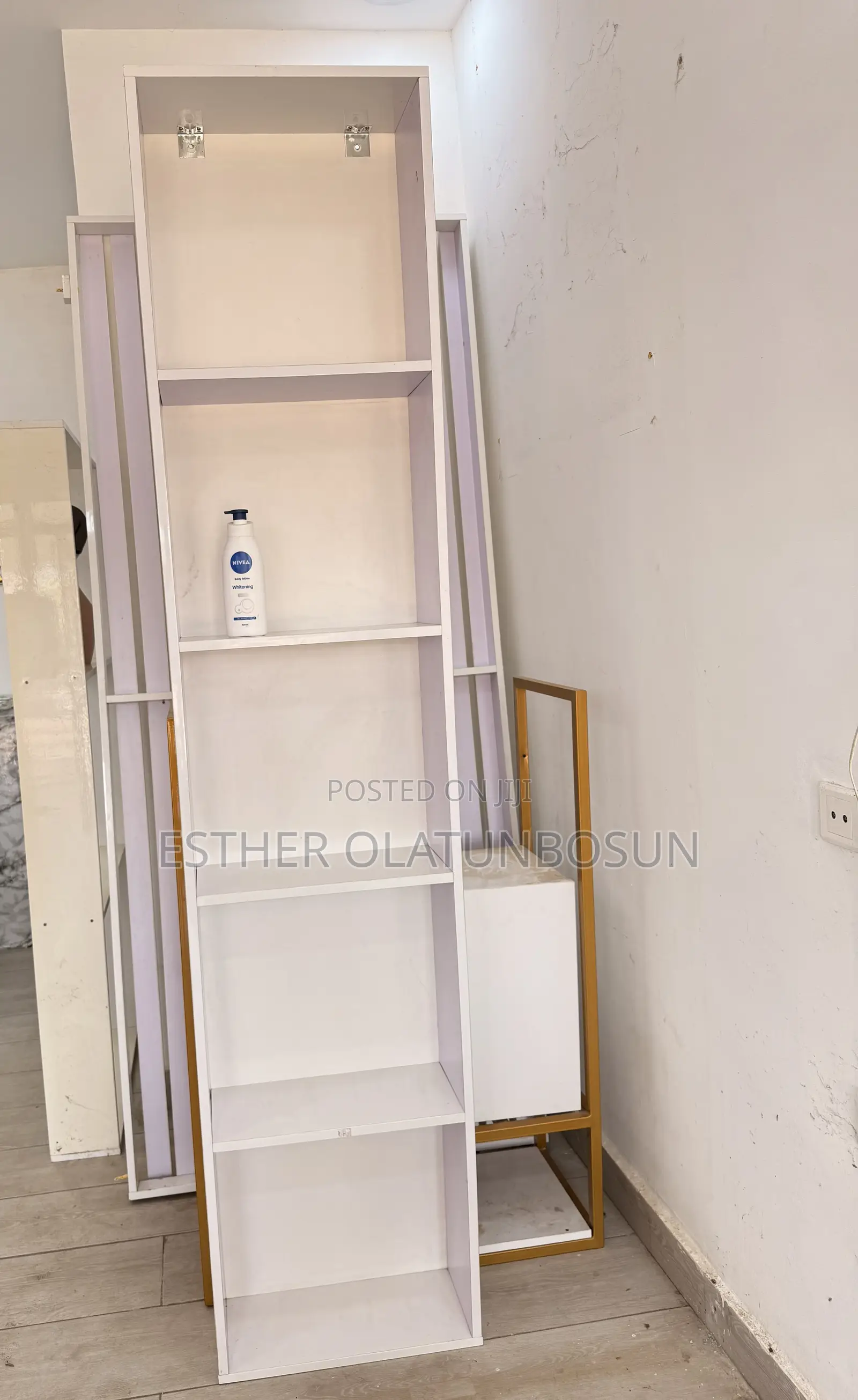 Shelves for Cream