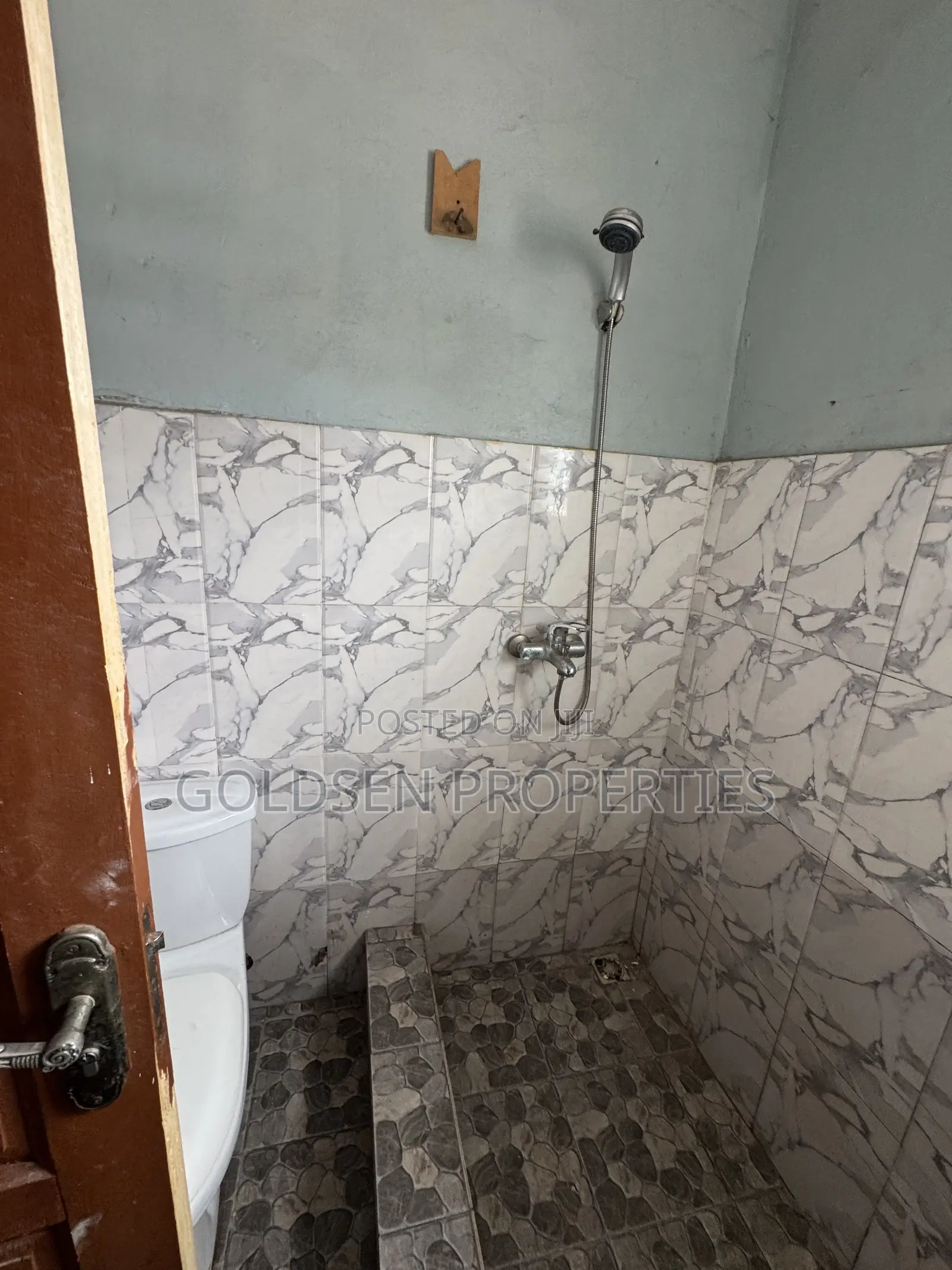 2bdrm Apartment in Mile 7 for rent