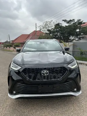 Toyota Highlander XSE 2022 Black