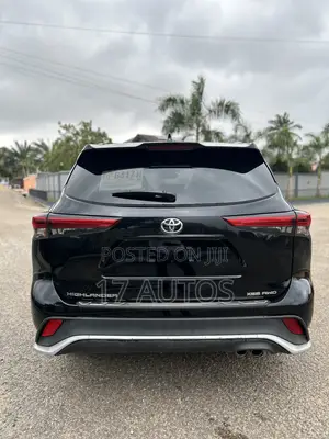 Toyota Highlander XSE 2022 Black