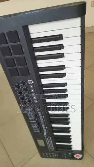 M-Audio Axiom 49 MIDI Keyboard