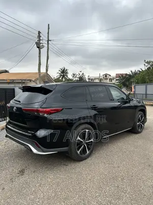 Toyota Highlander XSE 2022 Black