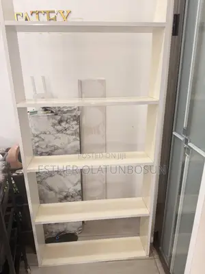 Luxury Shelves