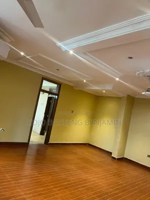 2bdrm Apartment in American House for rent
