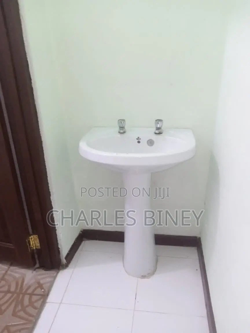 2bdrm Apartment in Old Barrier for rent
