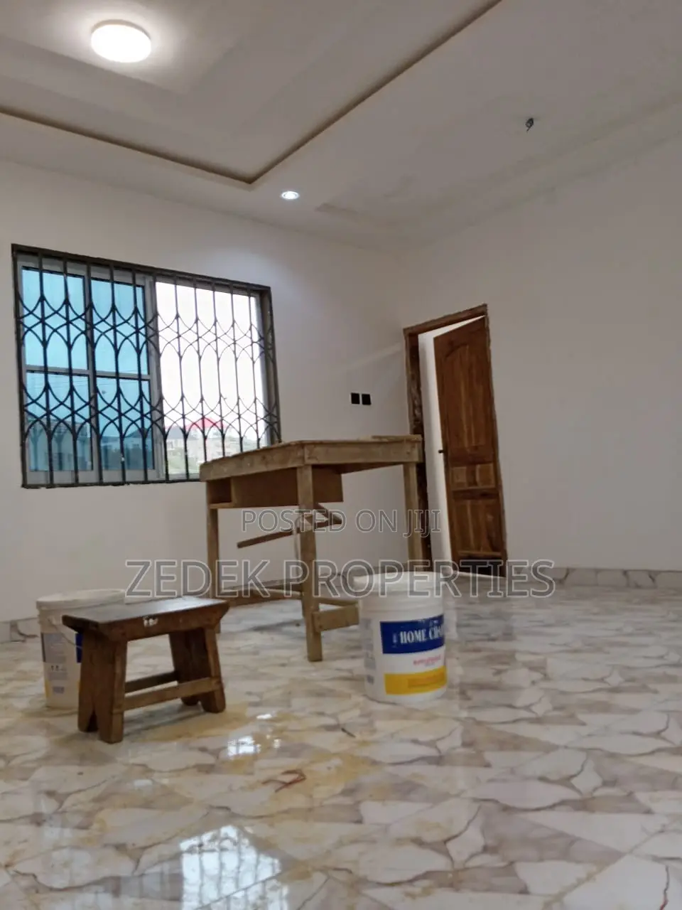 2bdrm Apartment in Kwabenya Acp Road for rent