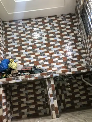 2bdrm Apartment in Kwabenya Acp Road for rent