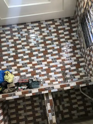 2bdrm Apartment in Kwabenya Acp Road for rent