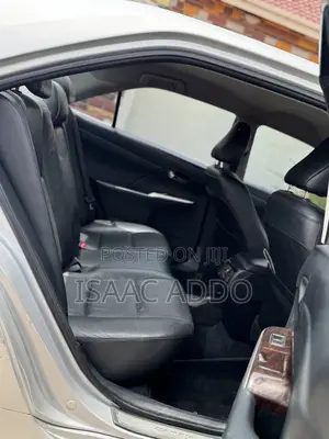 Toyota Camry 2014 Silver