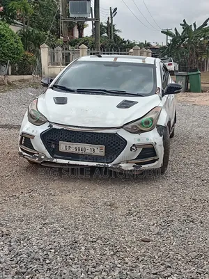Hyundai Elantra Limited 2012 White