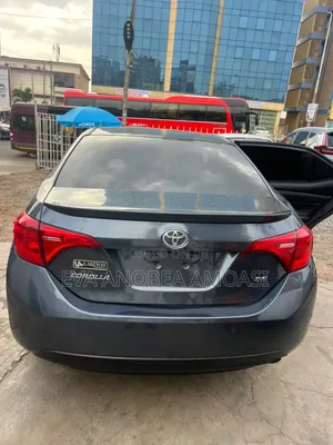 Toyota Corolla 2016 Blue