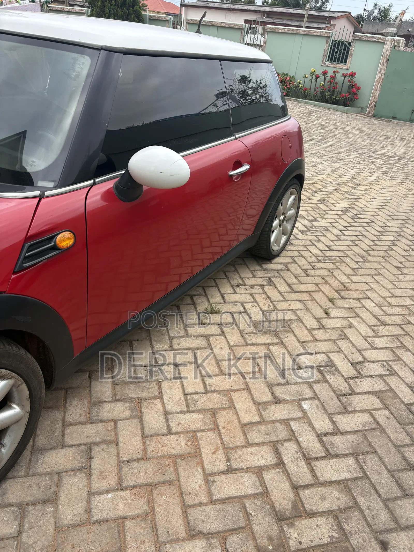 Mini Cooper 2012 Red