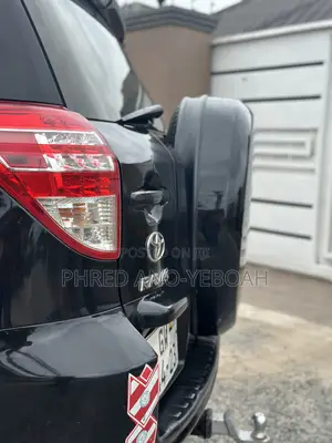 Toyota RAV4 LE AWD (2.5L 4cyl 6A) 2013 Black