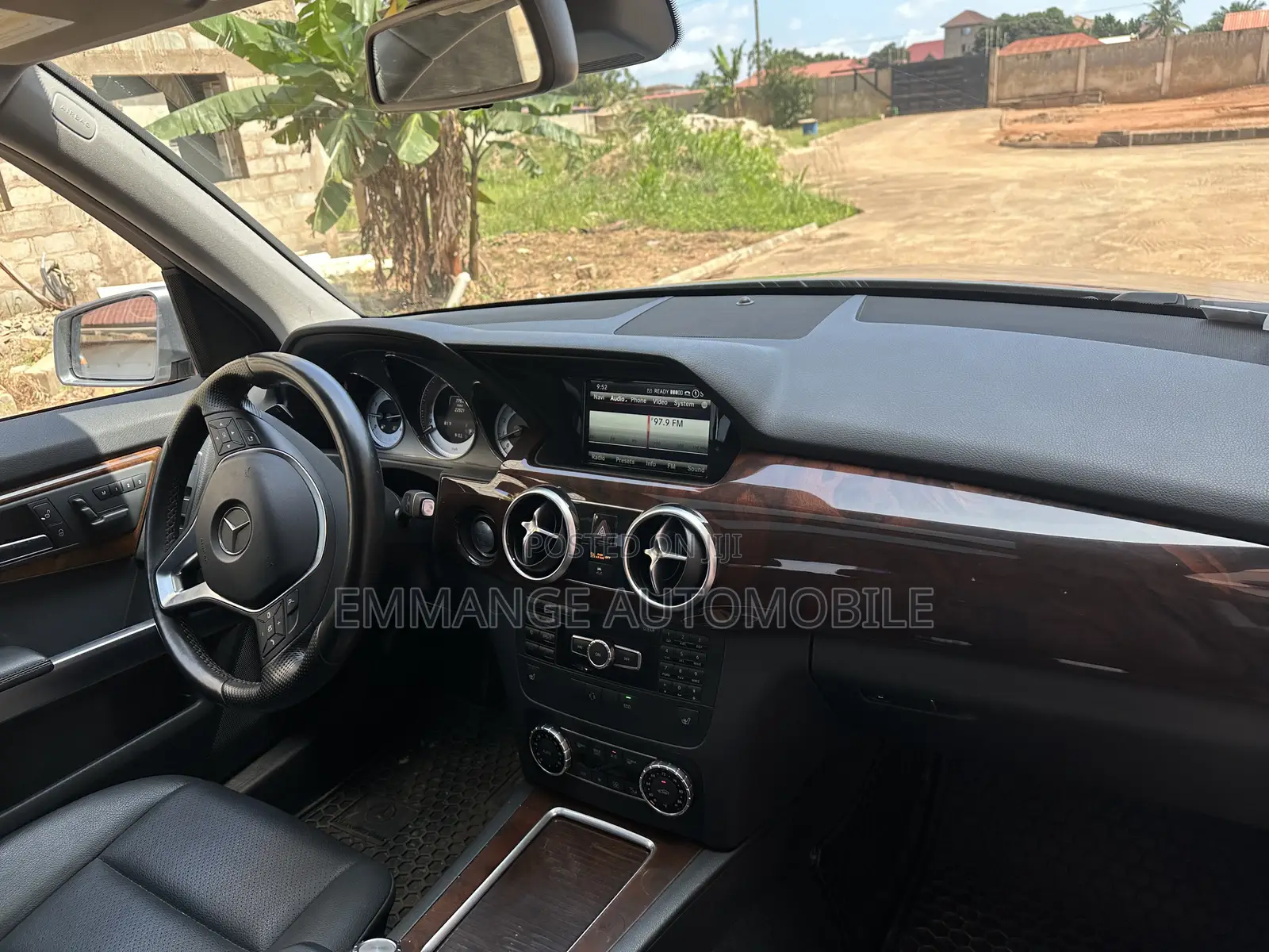 Mercedes-Benz GLK-Class Base GLK 350 4dr AWD 4MATIC (3.5L 6cyl 7A) 2015 Gray