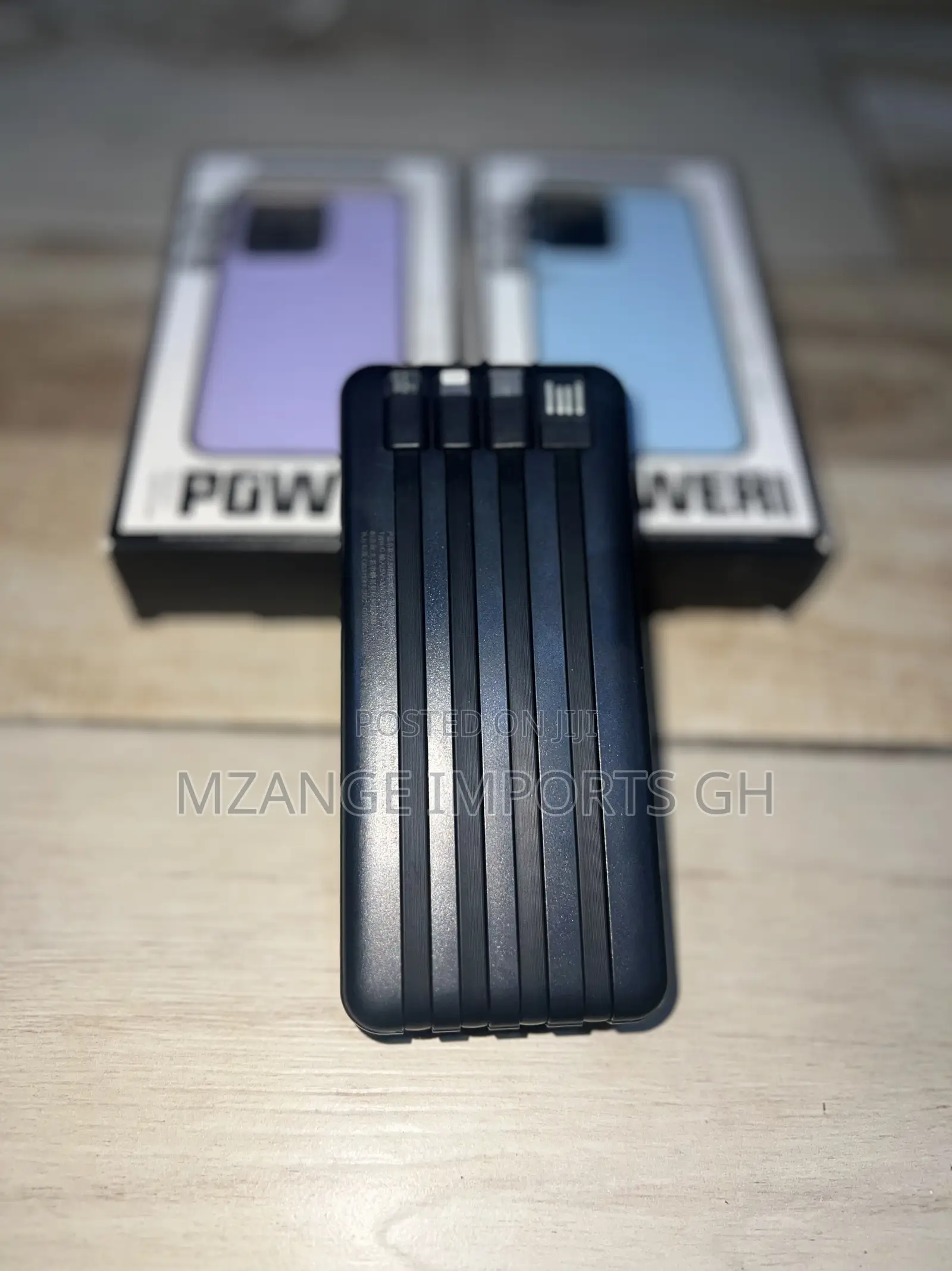 20,000mah 22.5w High Quality Powerbank With Multiple Ports and Cables