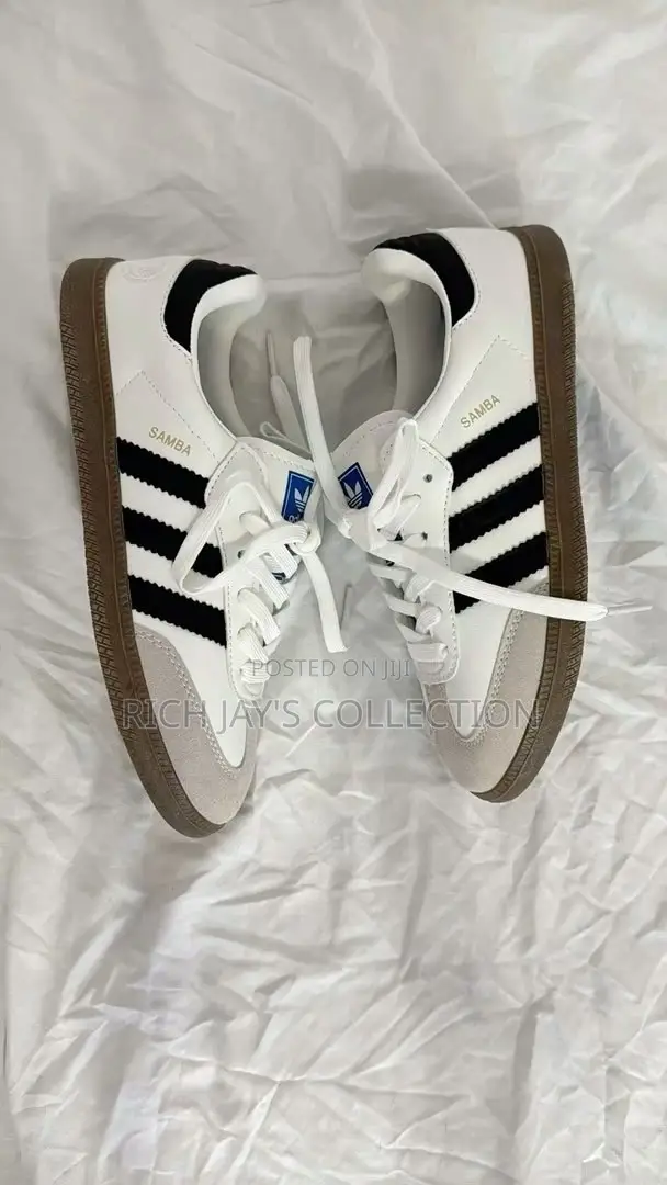 Men Shoe ( Adidas Samba )