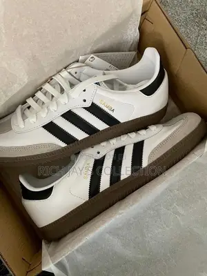 Men Shoe ( Adidas Samba )