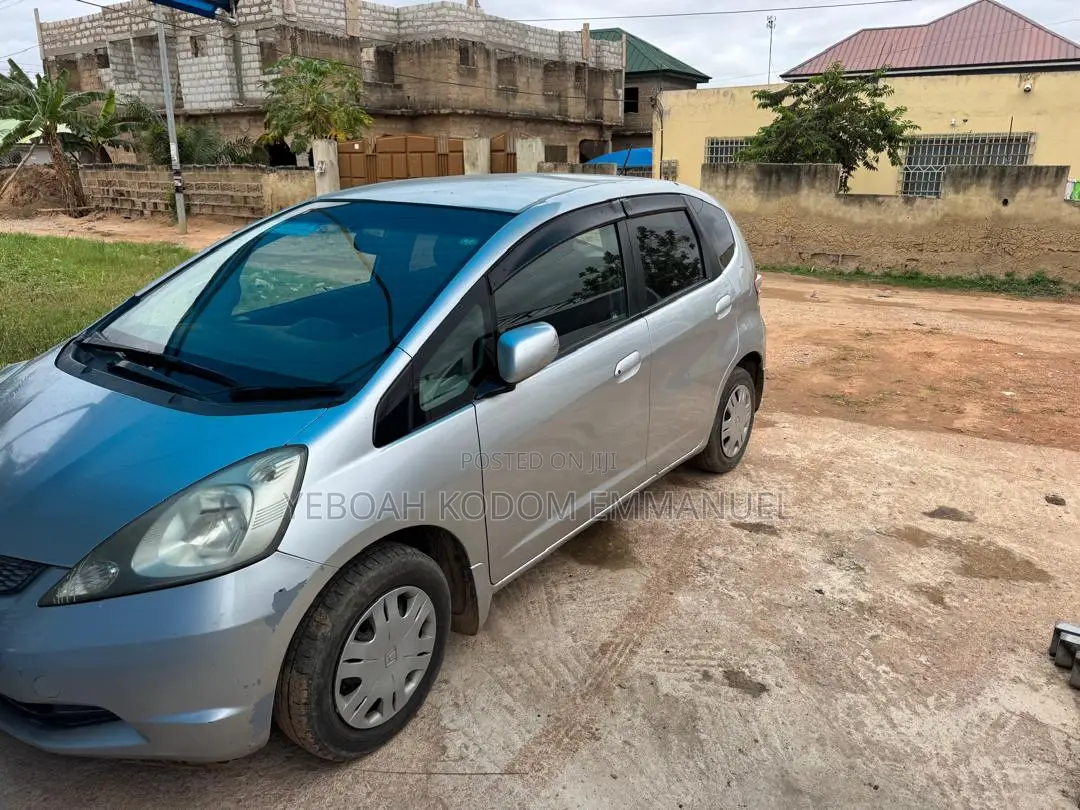 Honda Fit 2010 Silver