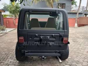 Jeep Wrangler Base 4x4 1993 Black