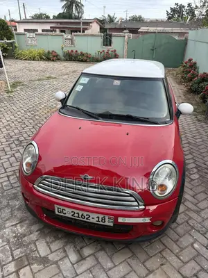 Mini Cooper 2012 Red