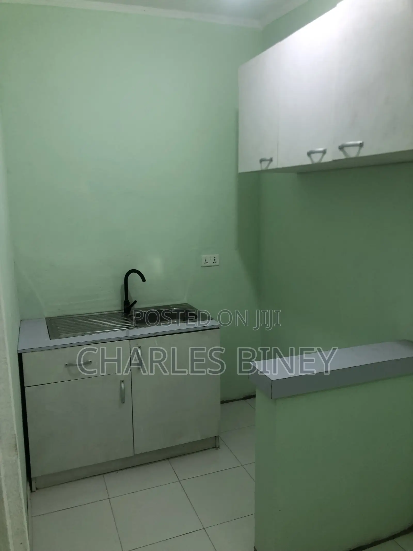 2bdrm Apartment in Old Barrier for rent