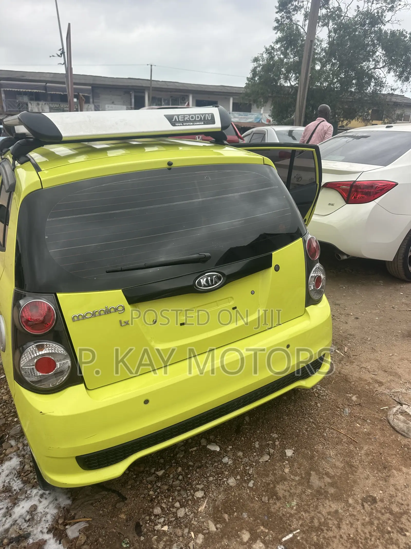 Kia Morning 2010 Yellow