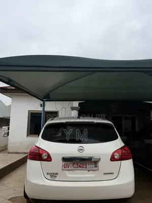 Nissan Rogue S 4dr SUV (2.5L 4cyl CVT) 2014 White