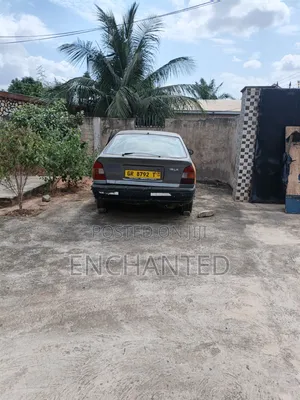 Nissan Primera 2004 Gray