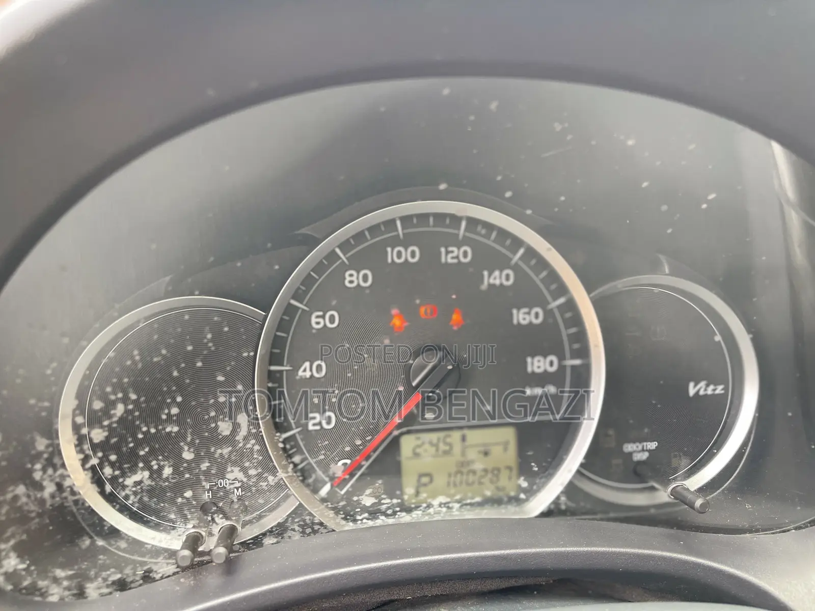 Toyota Vitz 1.3 FWD 5dr 2013 Silver