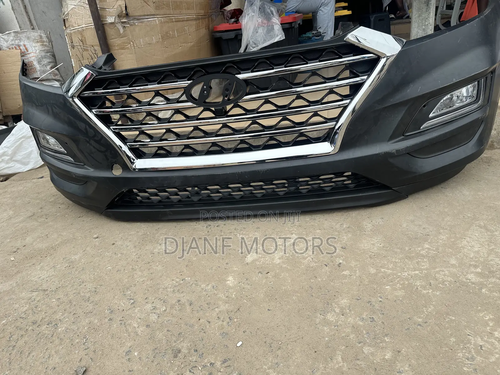 Hyundai Tucson 2019-200 Front Bumper Complete