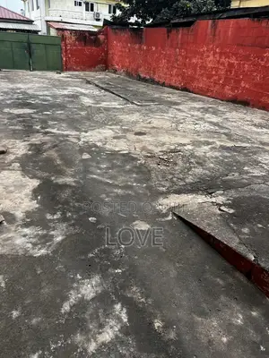 Hotcake Warehouse/Storeroom for Rent Within the Busy Circle Area