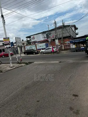 Hotcake Warehouse/Storeroom for Rent Within the Busy Circle Area